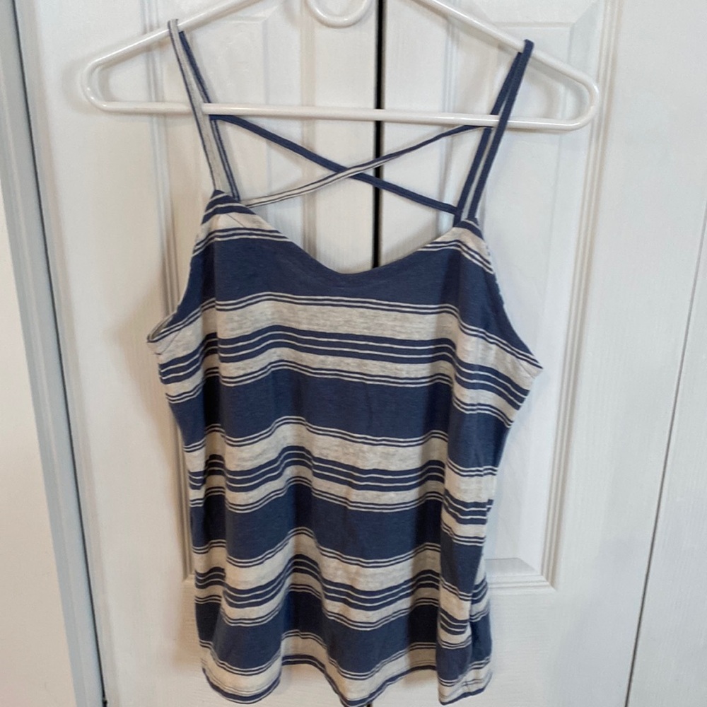 Universal thread thin-strap tank top